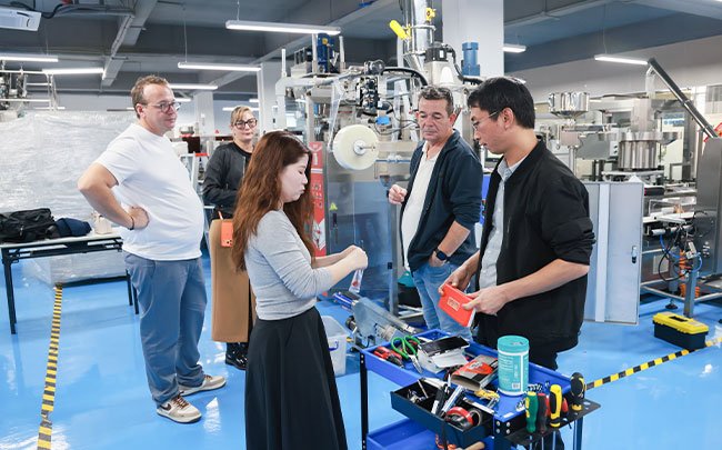 stick filling machine