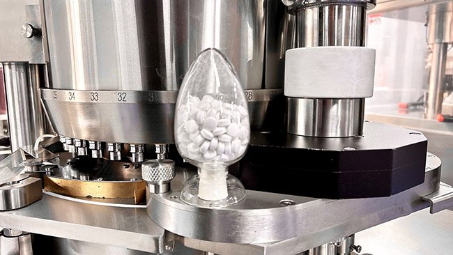 10 อันดับซัพพลายเออร์เครื่องอัดเม็ดยาชั้นนำทั่วโลก ปี 2025